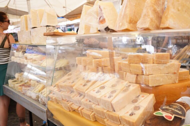 rome-guided-city-food-tour-by-vespa-and-tastings