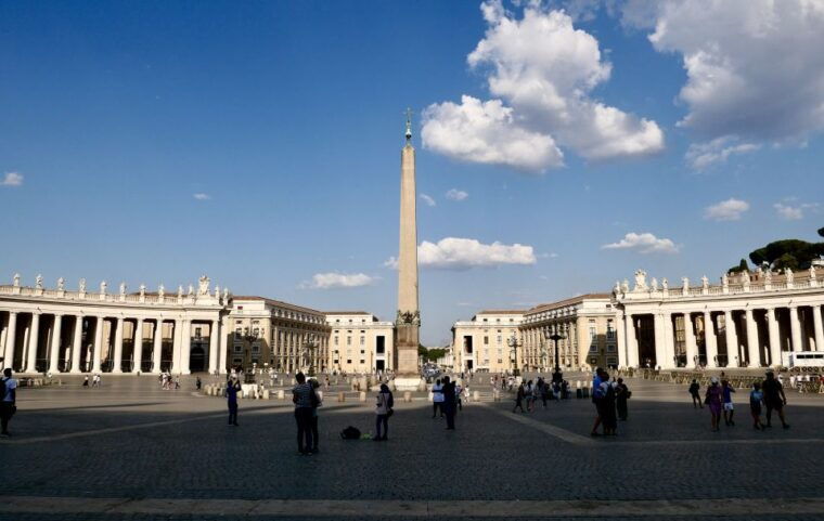 rome-guided-tour-of-st-peters-basilica-with-dome-climb