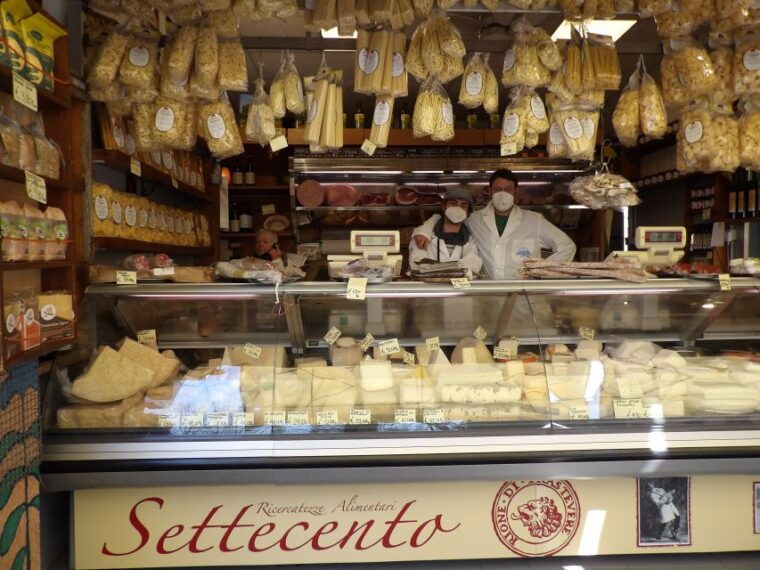 rome-guided-walking-tour-and-river-boat-ride