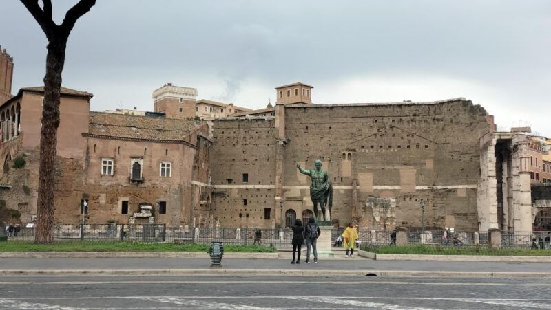 rome-guided-walking-tour-with-headsets