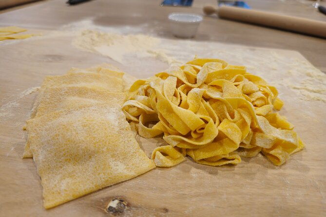 rome-hands-on-fettuccine-ravioli-tiramisu-cooking-class