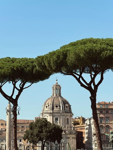 rome-hidden-gems-and-key-monuments-small-group-walking-tour