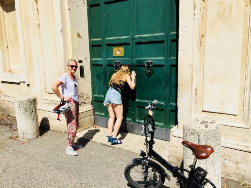 rome-hidden-rome-e-bike-experience-with-street-food