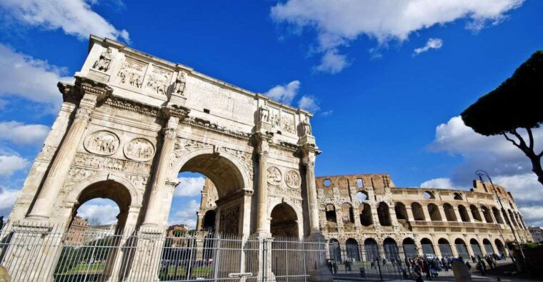rome-hop-on-hop-off-bus-colosseum-guided-tour