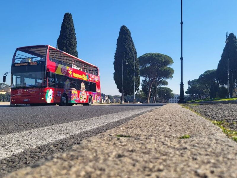 rome-hop-on-hop-off-bus-roman-forum-colosseum-tour