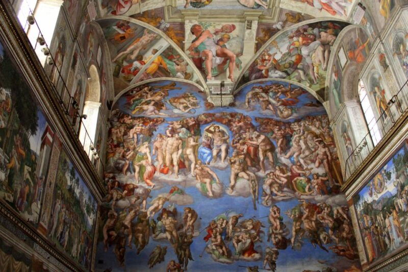 rome-hop-on-hop-off-bus-vatican-museums-guided-tour