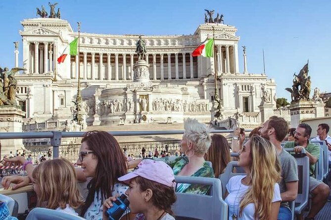 rome-hop-on-hop-off-open-bus-vatican-museum-sistine-chapel-tour-fast-track