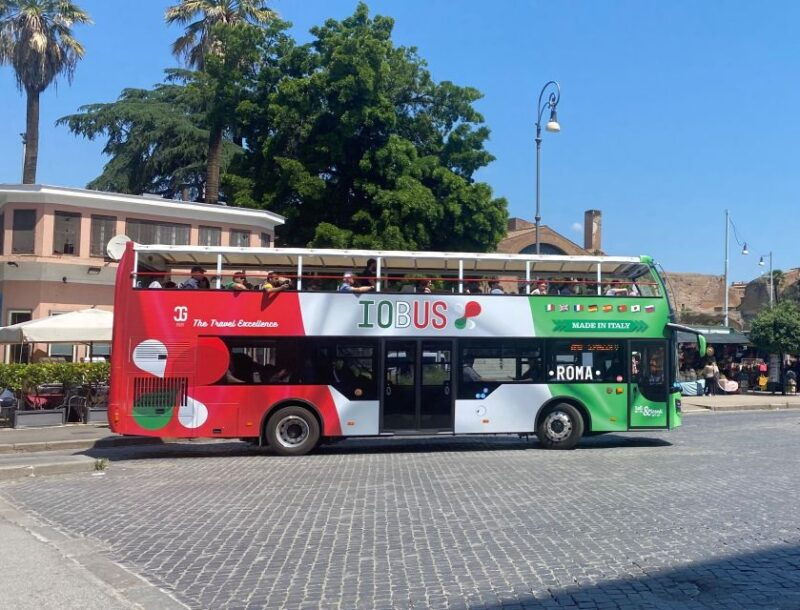 rome-hop-on-hop-off-open-top-bus-city-tour