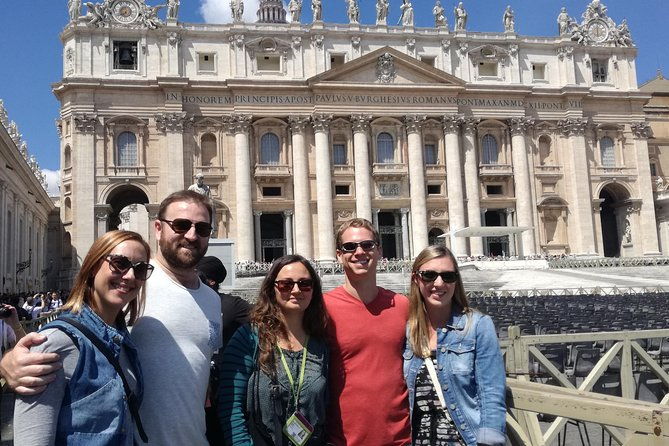 rome-in-2-days-tour-including-colosseum-trevi-fountain-and-sistine-chapel