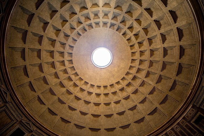 rome-in-2-days-tour-including-colosseum-trevi-fountain-and-sistine-chapel