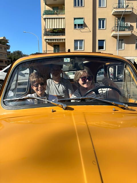 rome-in-ancient-car-vintage-car-fiat-500-private-guided-tour