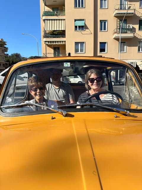 rome-in-ancient-car-vintage-car-fiat-500-private-guided-tour
