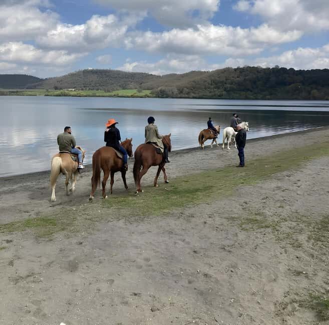 Rome: Lake Martignano Horseback Ride with Guide - Key Points