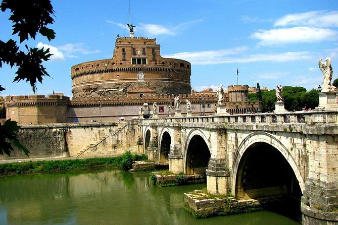 rome-luxury-tours-ride-a-vespa-in-the-city-self-driving-or-with-a-driver