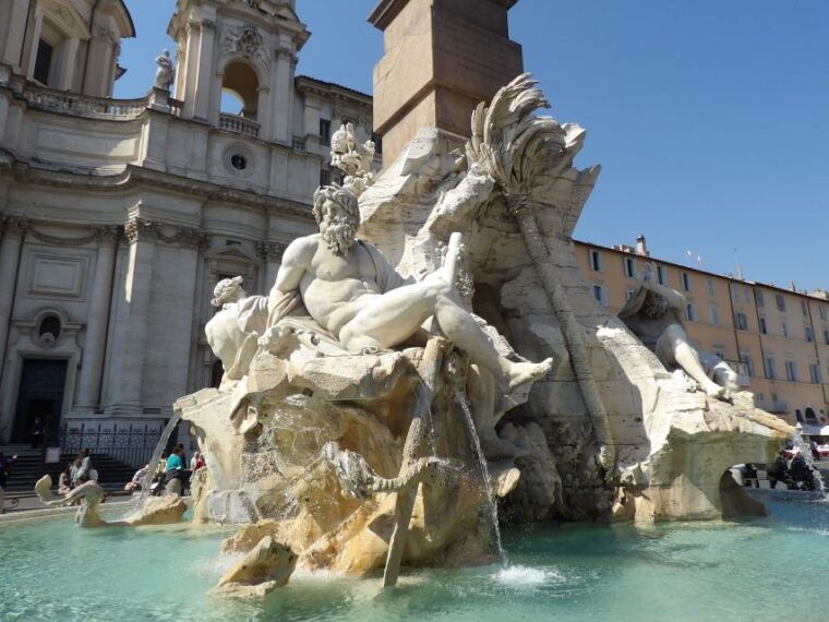 rome-main-squares-and-fountains-guided-walking-tour