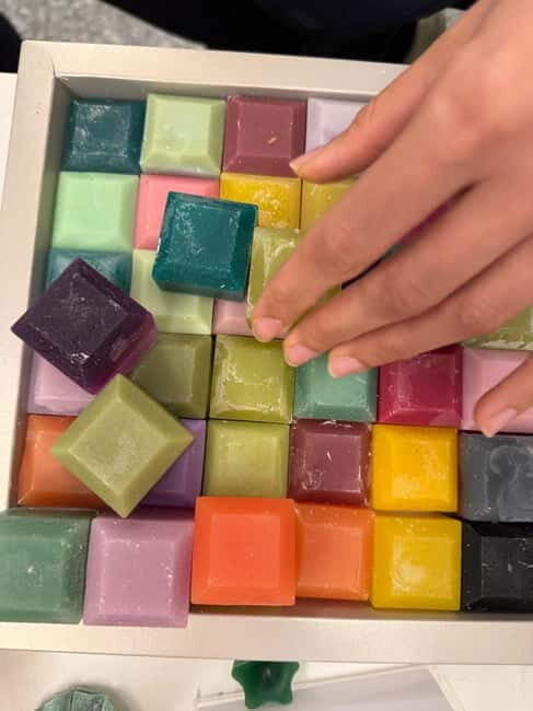 Rome: Make Your Own Candle Near the Colosseum - Who Should Consider This Experience?