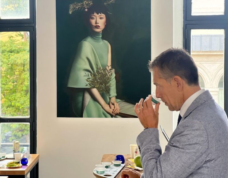 rome-masterclass-extra-virgin-olive-oil-table-olives