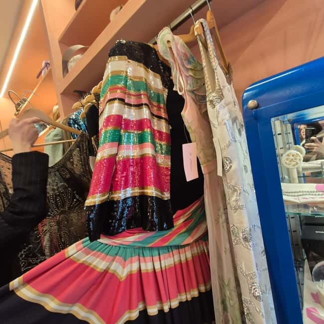 Rome: Monti Sustainable Fashion Tour + Personal Shopper - A Deep Dive into the Monti Sustainable Fashion Tour