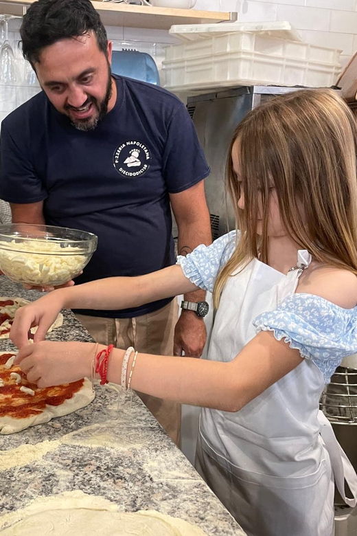 rome-neapolitan-pizza-cooking-class-in-front-of-the-vatican