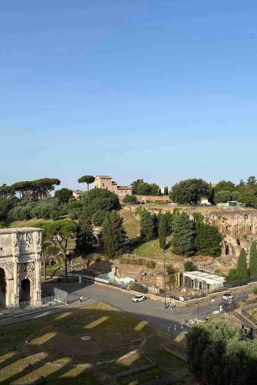 rome-out-of-crowds-colosseum-gladiators-arena-guided-tour