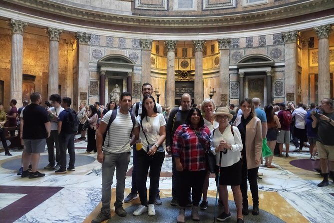 rome-pantheon-and-chuch-of-minerva-guided-tour-with-maria