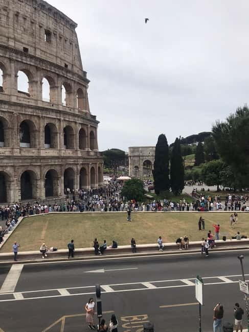 Rome: Pantheon Entry & Walk to Colosseum, Vatican or Park - Who Is This Tour Best Suited For?