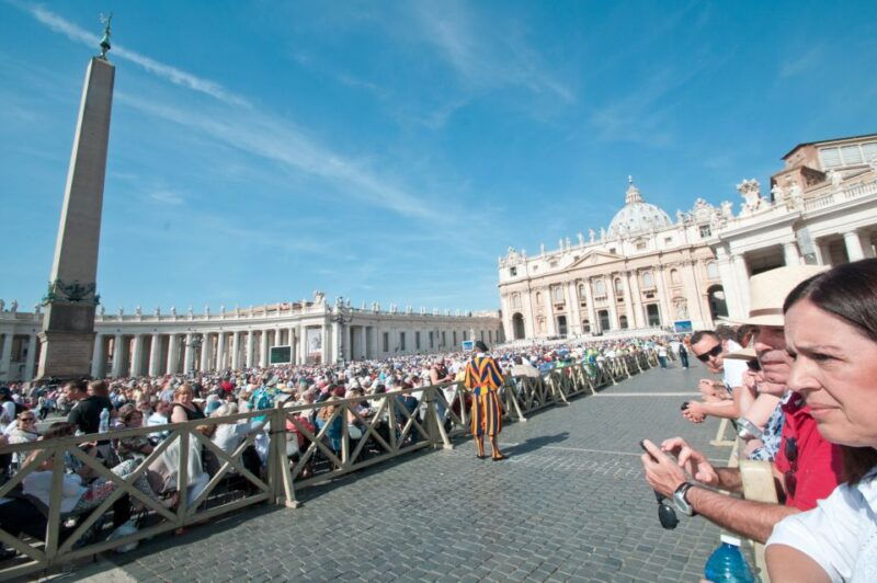 rome-papal-audience-experience-with-a-local-guide
