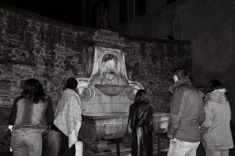 rome-paranormal-night-walking-tour-secret-backstreets