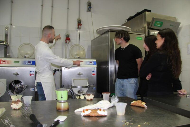 rome-pastry-cooking-class-gelato-tiramisu-and-cannoli-2