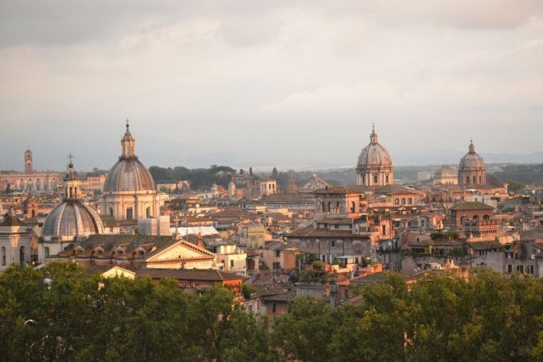 rome-piazzas-and-fountains-sunset-tour-with-aperitivo