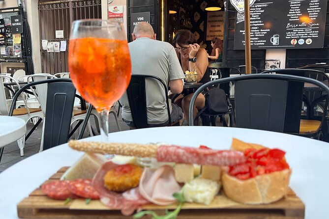 rome-pigneto-urban-art-walking-tour-with-italian-aperitif