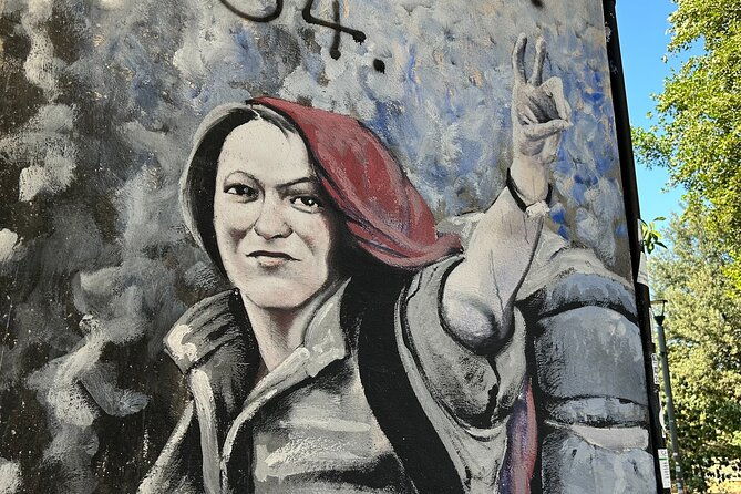 rome-pigneto-urban-art-walking-tour-with-italian-aperitif