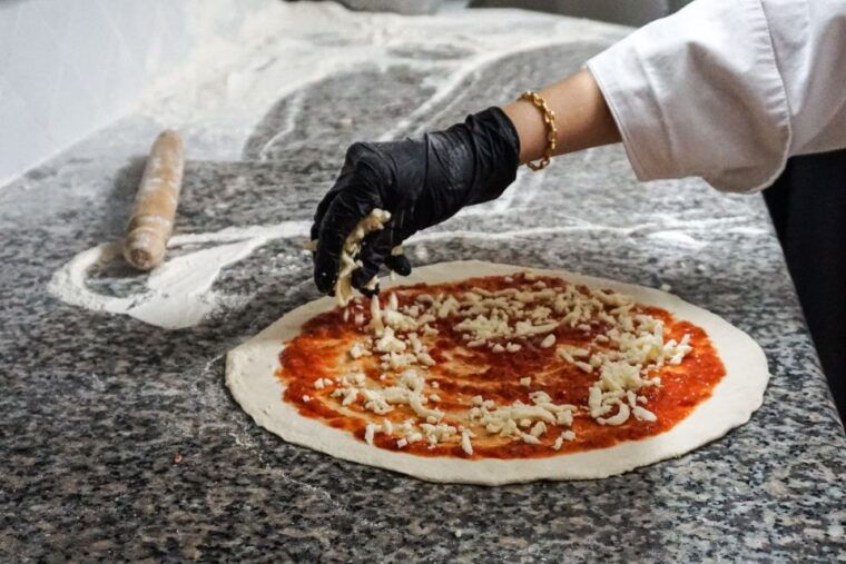 rome-pizza-and-tiramisu-cooking-class-in-piazza-navona