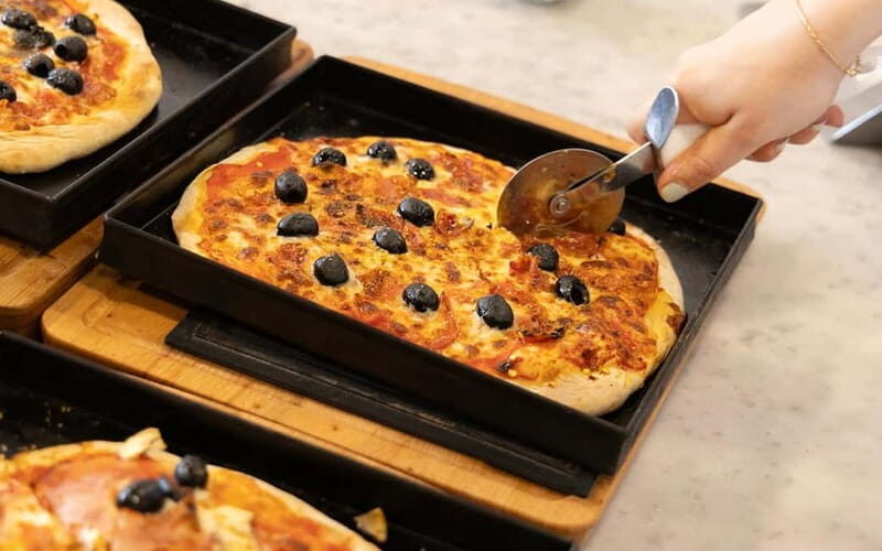 Rome: Pizza and Tiramisù Cooking Class with Glass of Wine - The Value and Experience