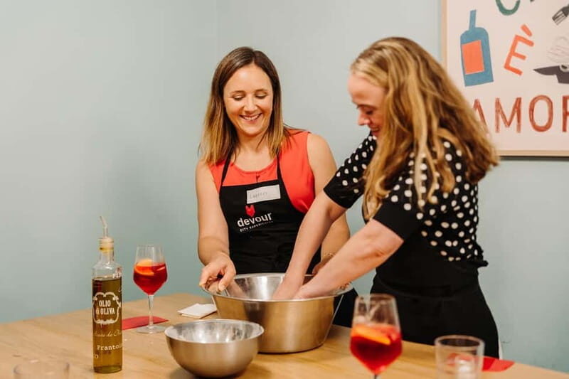 Rome: Pizza & Spritz Making Class with Dinner & Drinks - An Inside Look at the Experience