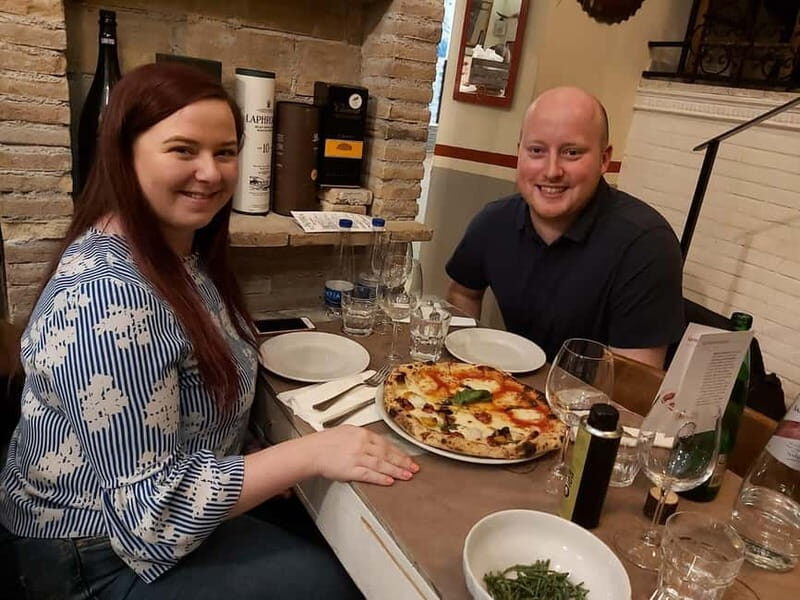Rome: Pizza & Tiramisu Class with Free Flowing Fine Wine - The Location and Atmosphere