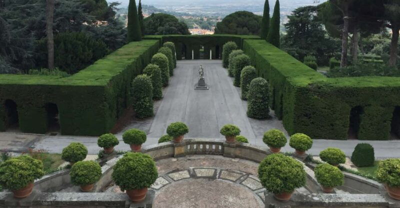 rome-pontifical-villa-gardens-at-castel-gandolfo-minibus