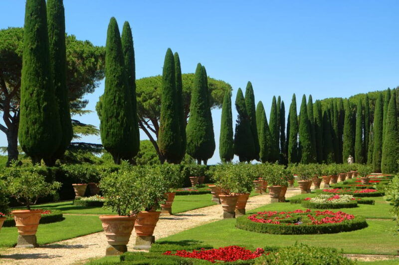 rome-pontifical-villa-gardens-at-castel-gandolfo-minibus