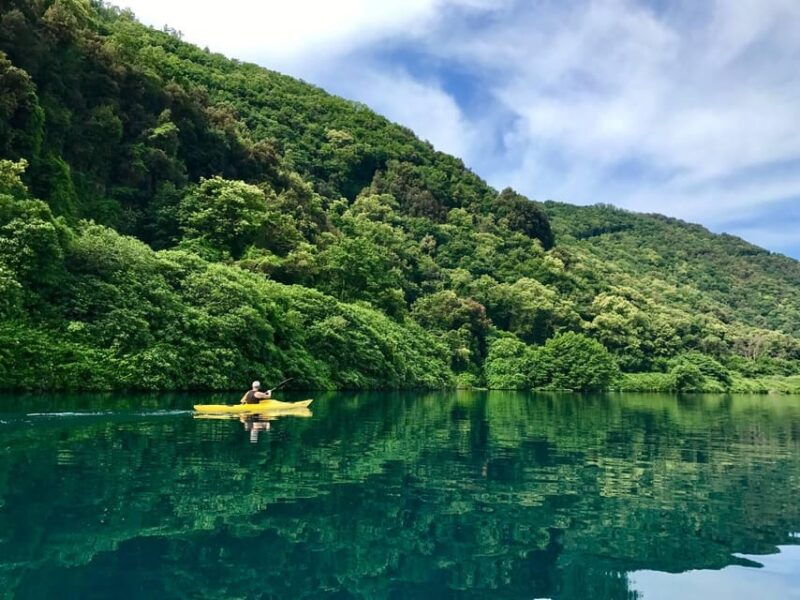 rome-popes-lake-kayak-tour-with-swimming-roman-pizza