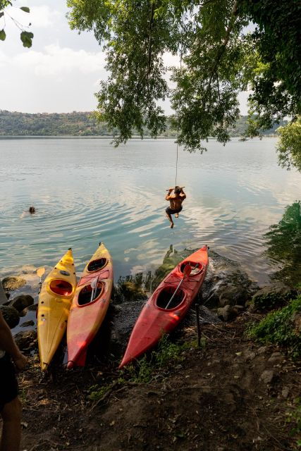 rome-popes-lake-kayak-tour-with-swimming-roman-pizza