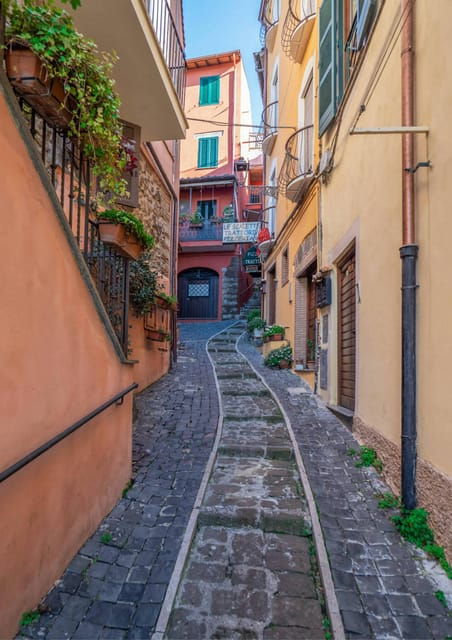 rome-private-4h-trip-with-driver-castelli-romani-and-lakes