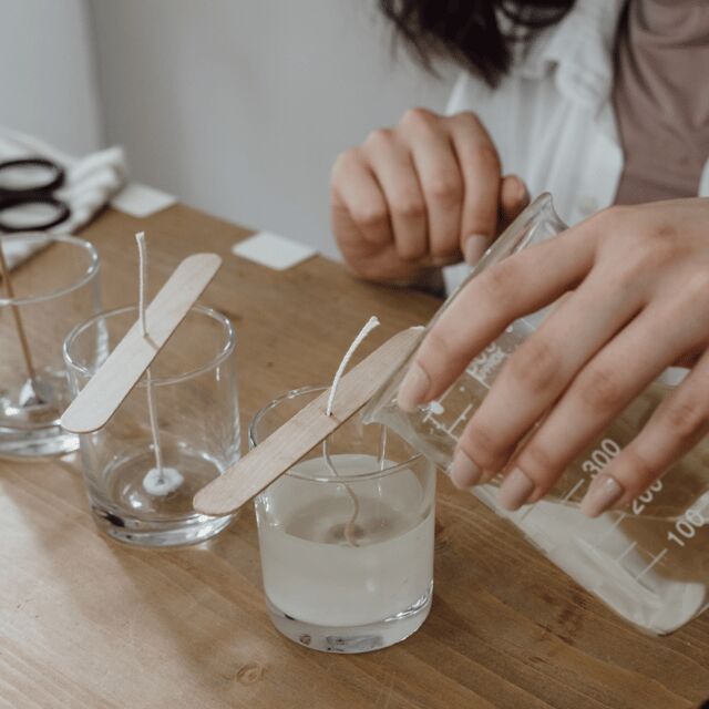 Rome private activity: create your own candle! - Key Points