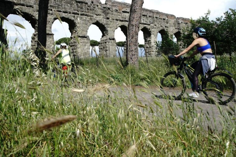 rome-private-appian-way-albano-lake-full-day-e-bike-tour