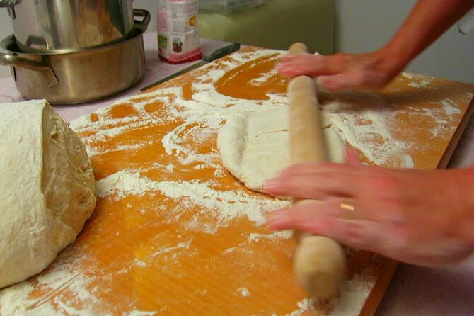 rome-private-pizza-making-home-cooking-class-with-a-local