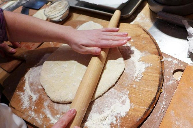 rome-private-pizza-making-home-cooking-class-with-a-local