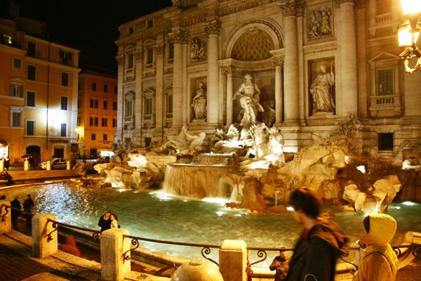 rome-private-sightseeing-night-tour-by-car