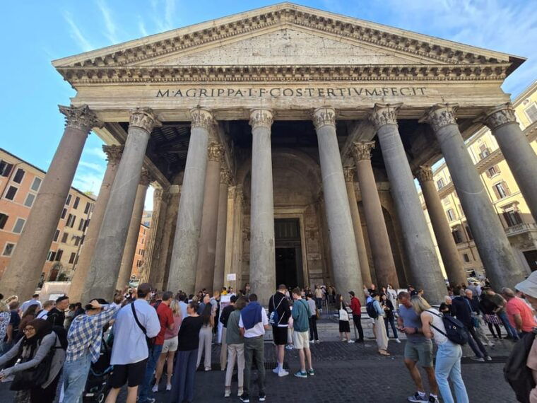 rome-private-tour-on-electric-tuk-tuk-of-rome-city-center