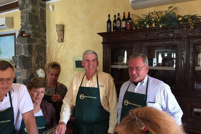 rome-private-tourhalf-day-with-comfort-van-highlights-of-rome