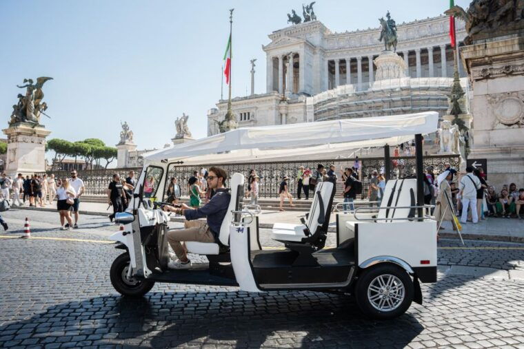 rome-private-tuk-tuk-tour-with-hotel-pickup-and-prosecco