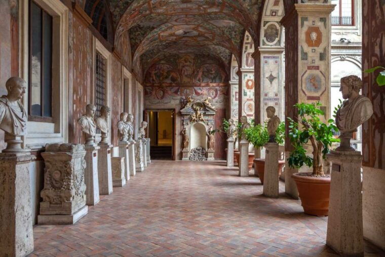 rome-private-walking-tour-of-castel-santangelo